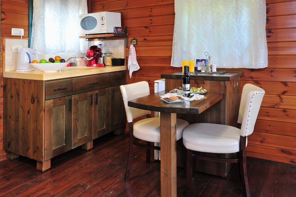 Bikta Banof Apartman Ros Pinna Szoba fotó